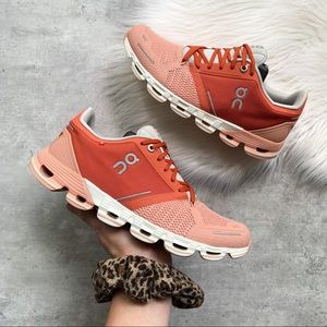 🔥On Cloudflyer Ginger Shoes Women’s 8.5